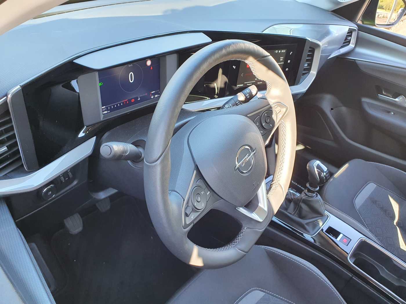 Opel Mokka-B (Neues Modell) mit Sitzheizung Lenrkadheizung Rückfahrkamera LED Scheinwerfern Digitales Cockpit TouchRadio (. .)