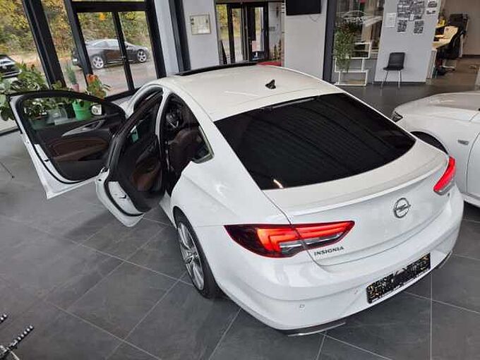Opel Insignia GrandSport ALLRAD AUTOMATIK AHK LEDER AGR Elegance