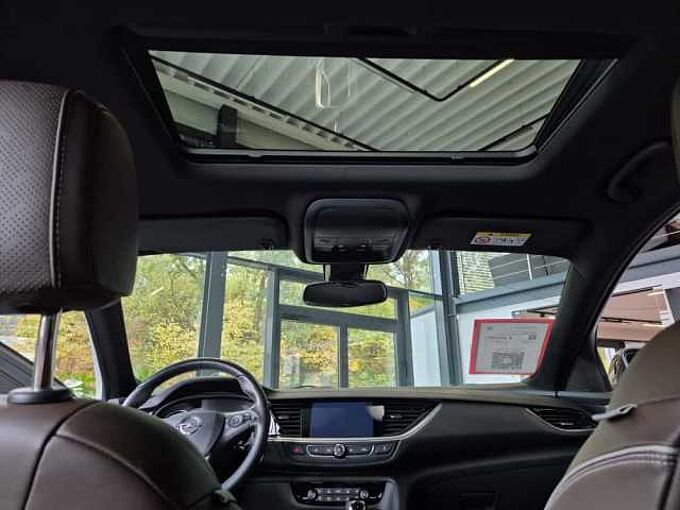 Opel Insignia GrandSport ALLRAD AUTOMATIK AHK LEDER AGR Elegance