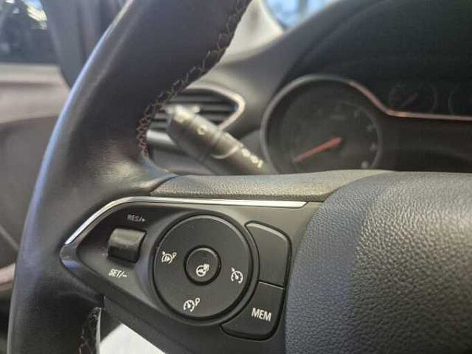 Opel Crossland X Innovation Anh&auml;ngerkupplung Sitzheizung Lenkradheizung NAVI R&uuml;ckfahrkamera