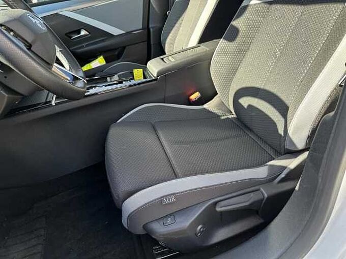 Opel Astra-L Limousine 131PS(B) Automatik 