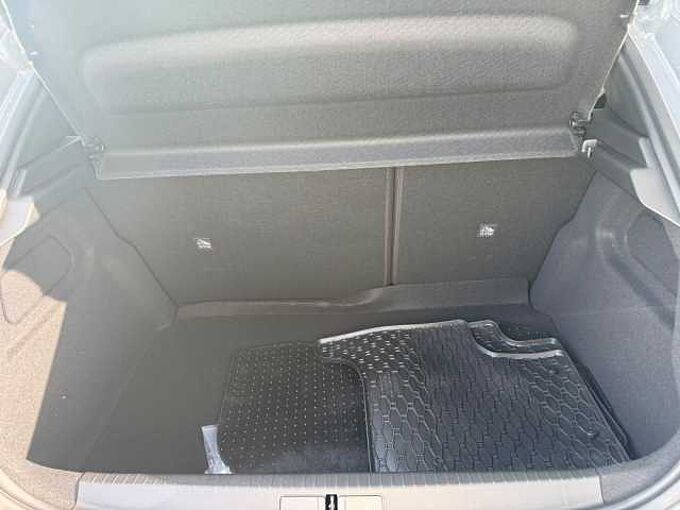 Opel Corsa-F Tageszulassung NEU GS Winterpaket Automatik MEHV Allwetter LED 2xPDC Kamera