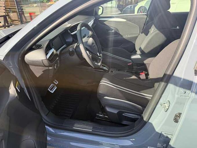 Opel Corsa-F Tageszulassung NEU GS Winterpaket Automatik MEHV Allwetter LED 2xPDC Kamera