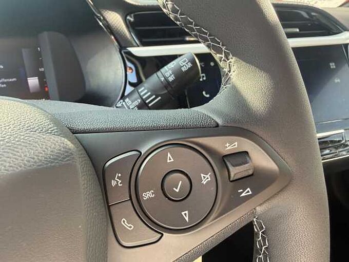 Opel Corsa-F Tageszulassung NEU GS Winterpaket Automatik MEHV Allwetter LED 2xPDC Kamera