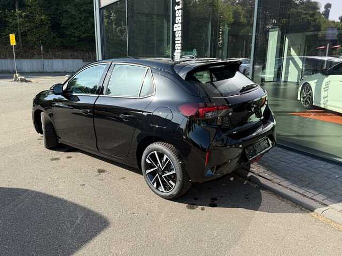Opel Corsa-F Tageszulassung NEU GS Winterpaket Automatik MEHV Allwetter LED 2xPDC Kamera
