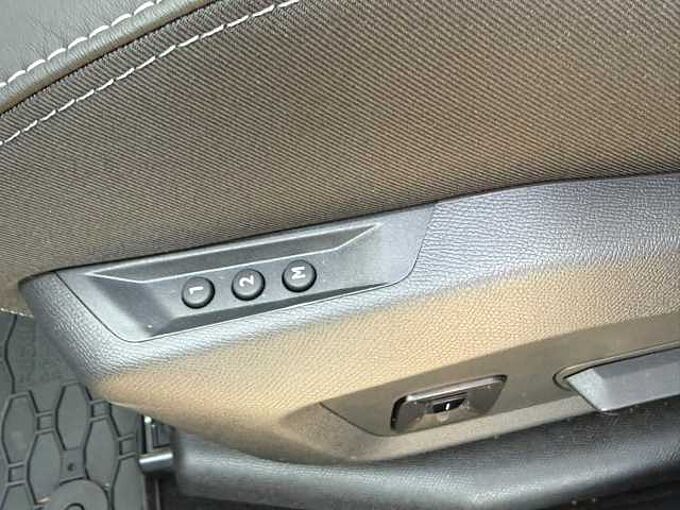 Opel Grandland 2026 MHEV 145PS GS AUTOMATIK VOLLLEDER PANORAMA SOUNDSYSTEM MATRIX-LED