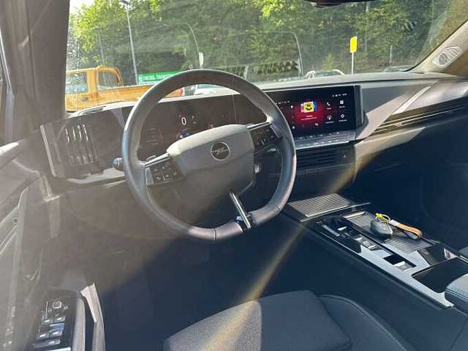 Opel Astra-L SportsTourer MHEV Matrix HeadUp AGR Navi Automatik 360Kamera KeyLess