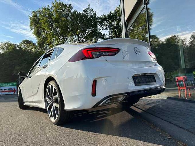 Opel Insignia GSi 2.0Turbo 230PS Automatik Allrad LED-Matrix VollLeder Brembo Memory (...)