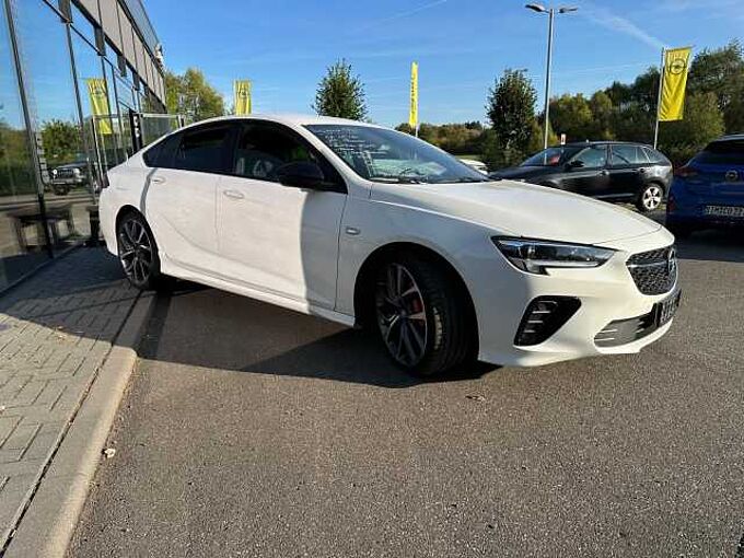 Opel Insignia GSi 2.0Turbo 230PS Automatik Allrad LED-Matrix VollLeder Brembo Memory (...)