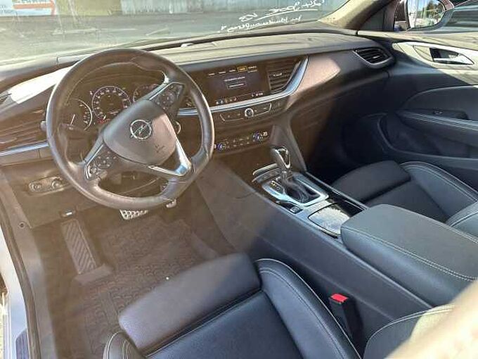 Opel Insignia GSi 2.0Turbo 230PS Automatik Allrad LED-Matrix VollLeder Brembo Memory (...)