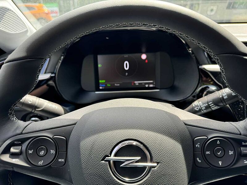 Opel Corsa-F Elektro,  on-Board-Charger 3-polig, Tageszul. , Automatik, Sitz/-Lenkradheizung, ,Navi