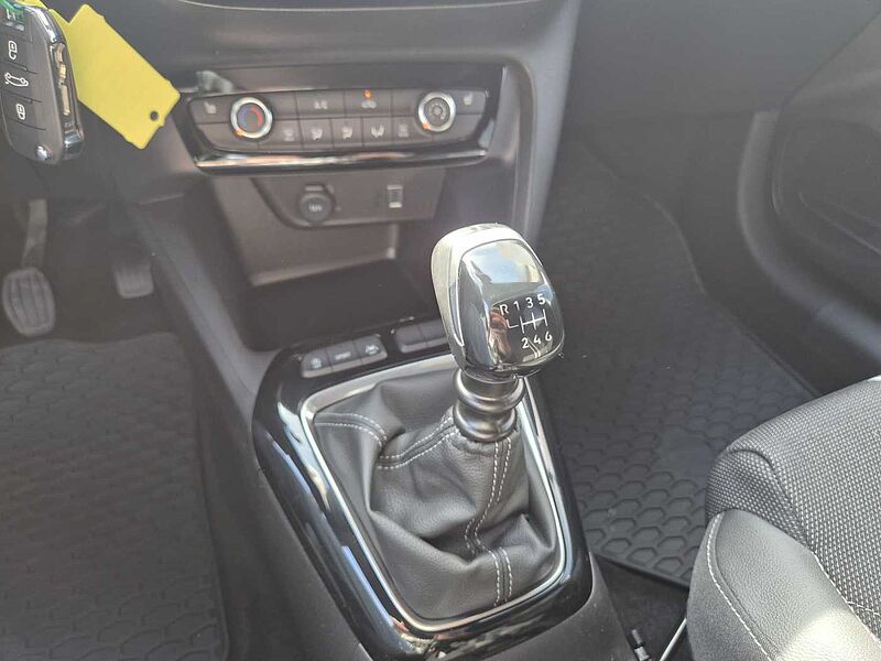 Opel Corsa-F YES Facelift TAGESZULASSUNG 100PS