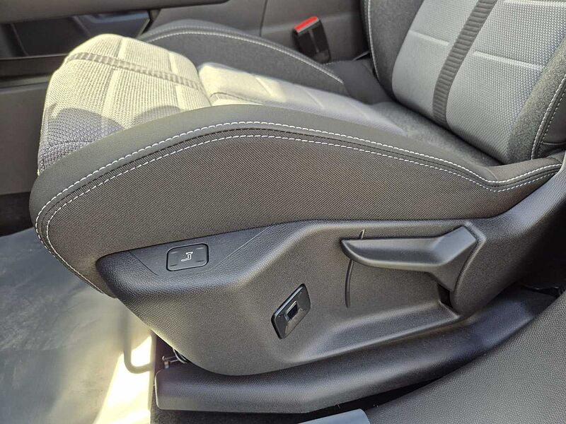 Opel Grandland 2025 145PS GS-Ausstattung Anhängerkupplung Allwetter etc.