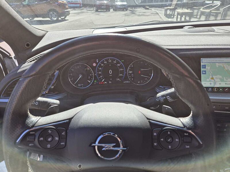 Opel Insignia GrandSport ALLRAD AUTOMATIK AHK LEDER AGR Elegance
