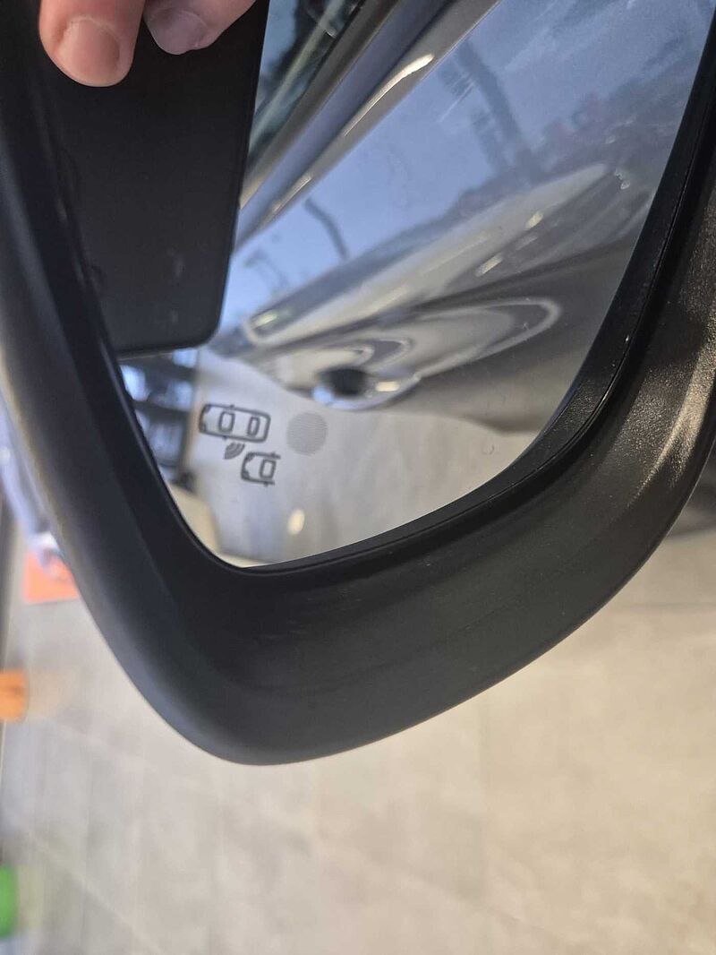 Opel Crossland X Innovation Anh&auml;ngerkupplung Sitzheizung Lenkradheizung NAVI R&uuml;ckfahrkamera