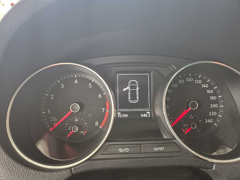 Volkswagen Polo V 6C Allstar Sitzheizung Navi Alu