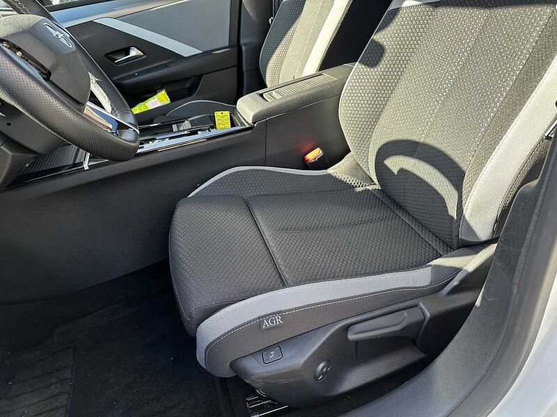 Opel Astra-L Limousine 131PS(B) Automatik