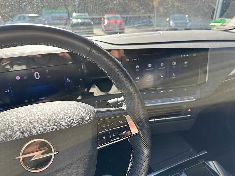 Opel Astra-L Limousine 131PS(B) Automatik