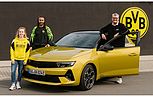 Neue Folgen der Kultserie: 10. Runde für das BVB-Quiztaxi von Opel